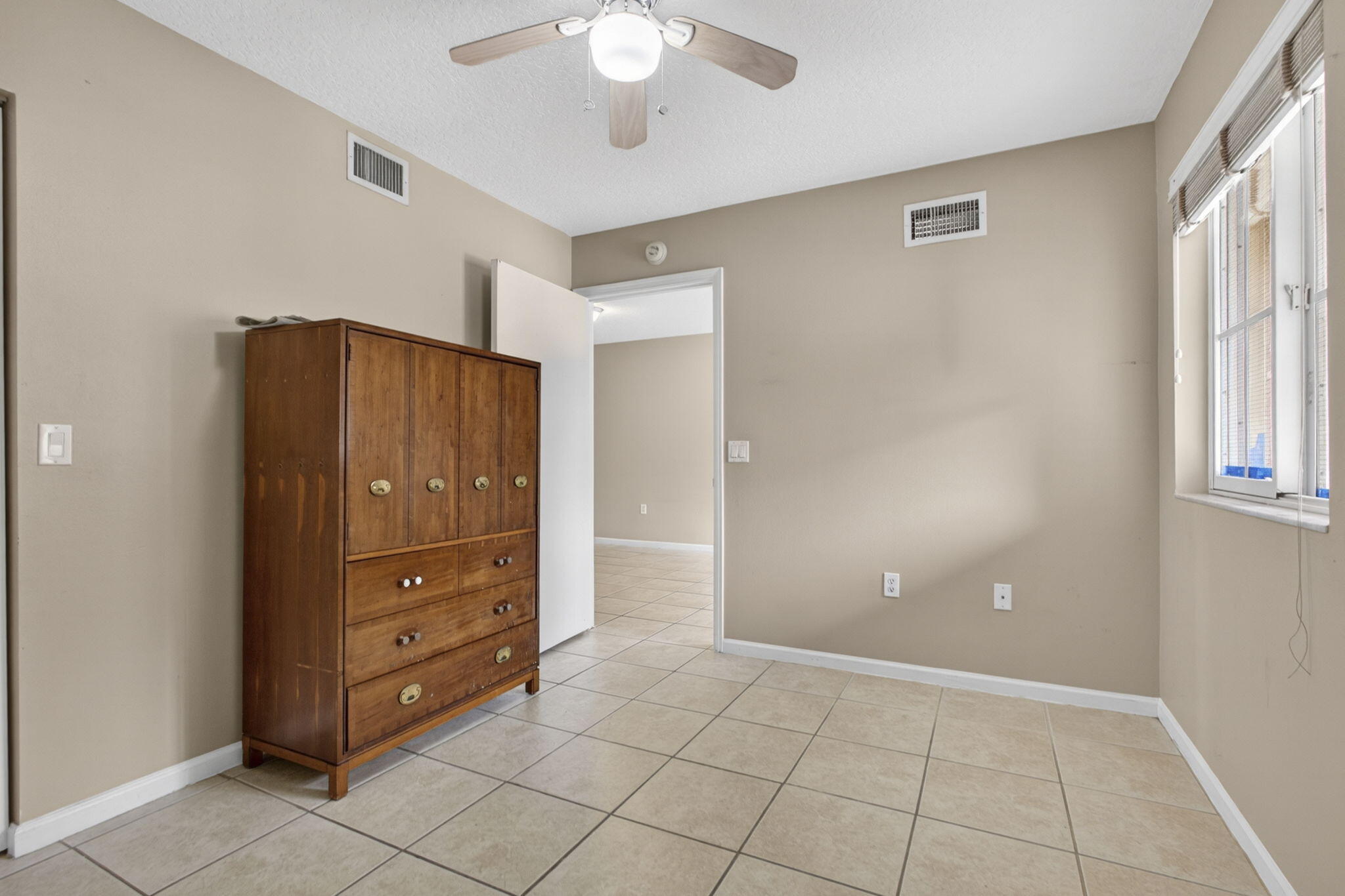 COVE AT BRIAR BAY CONDO - Residential