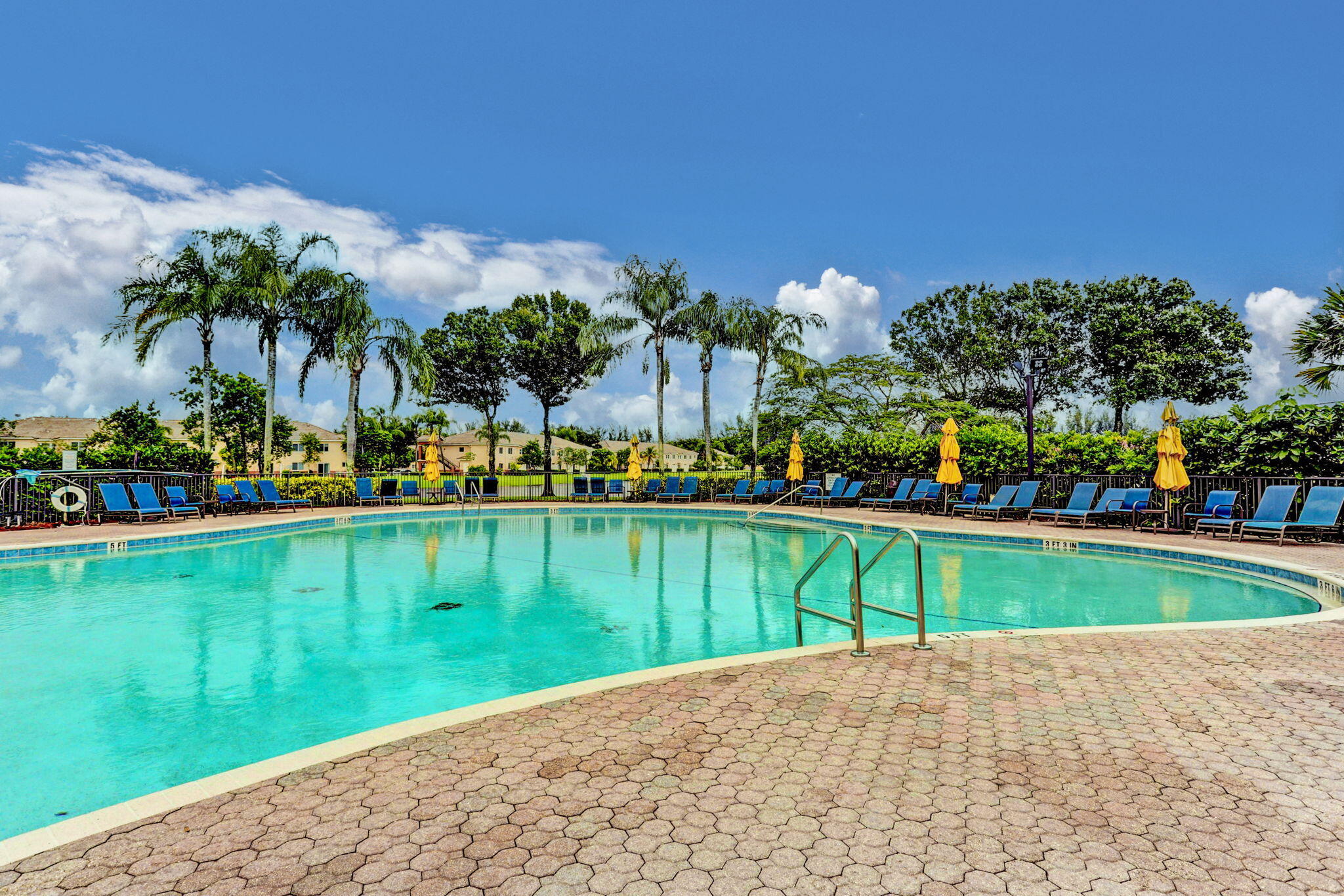 COVE AT BRIAR BAY CONDO - Residential