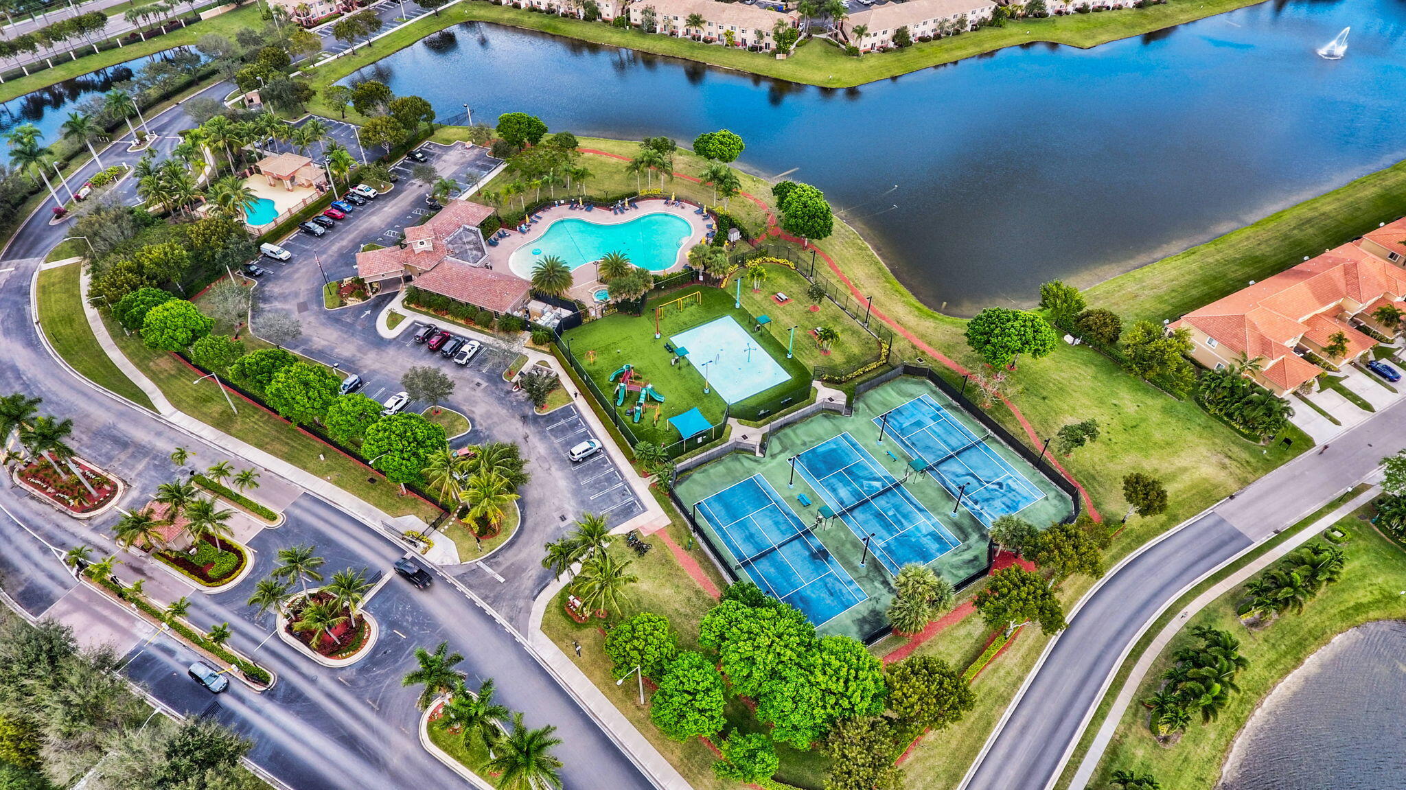 COVE AT BRIAR BAY CONDO - Residential