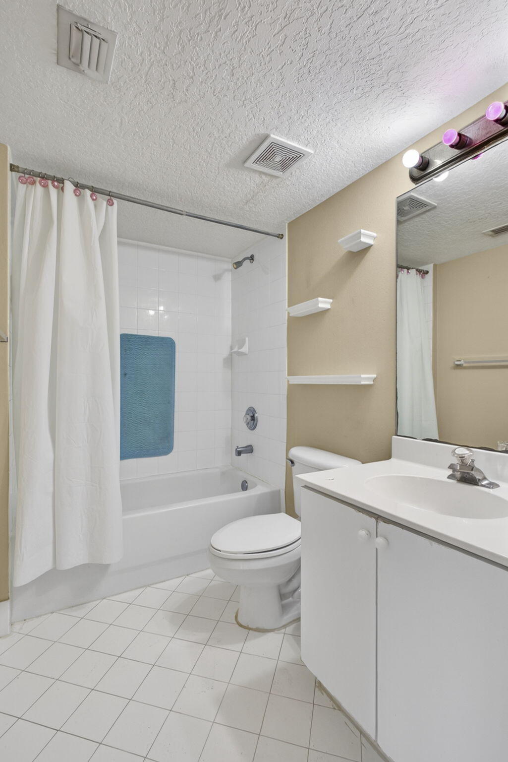 COVE AT BRIAR BAY CONDO - Residential