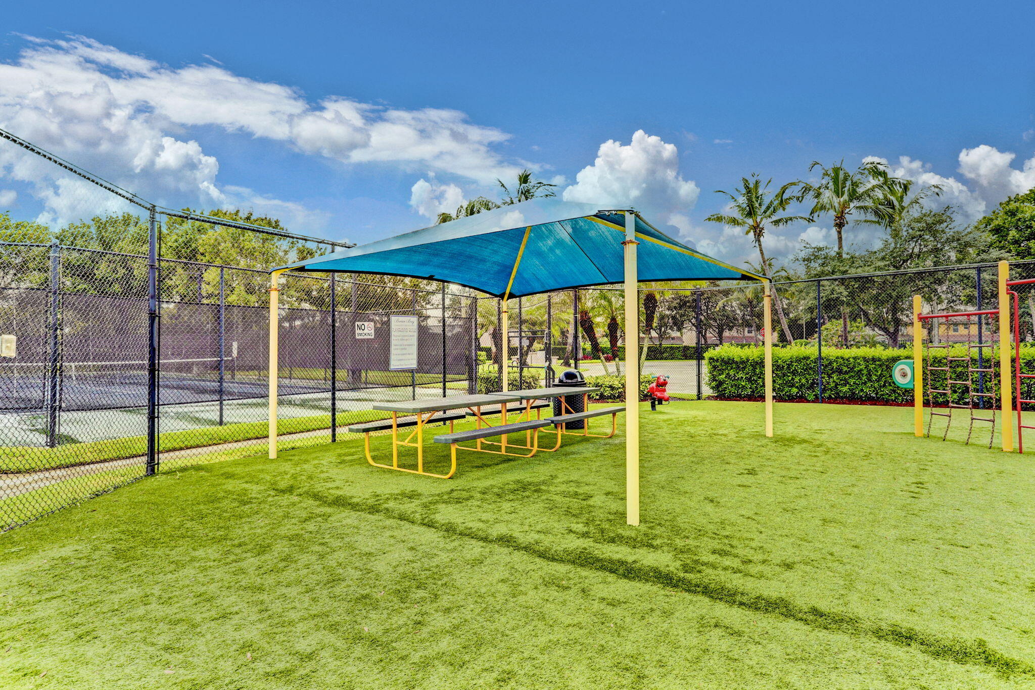 COVE AT BRIAR BAY CONDO - Residential