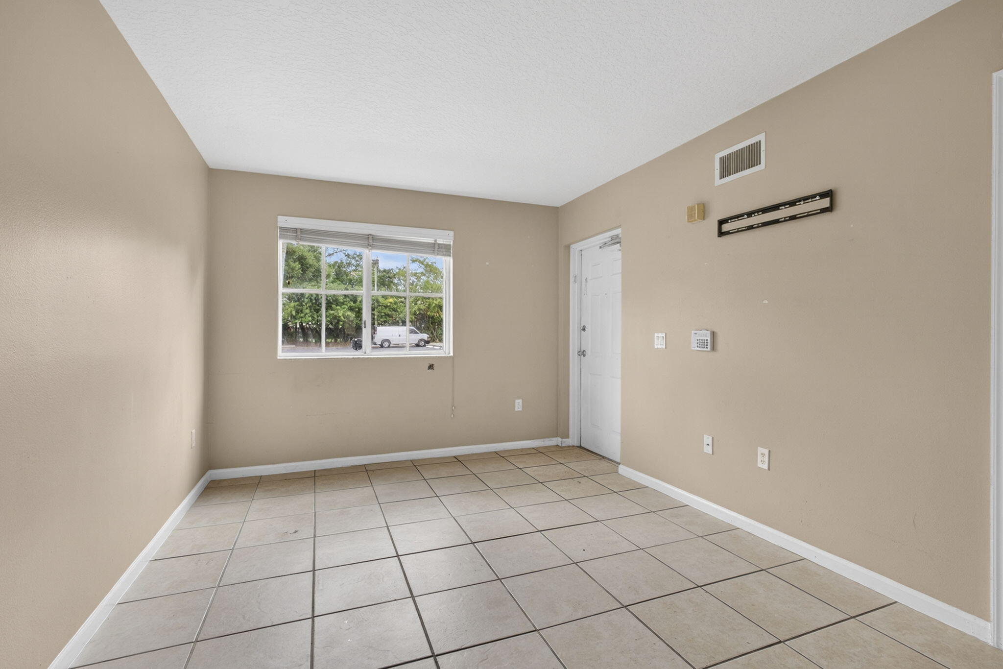 COVE AT BRIAR BAY CONDO - Residential