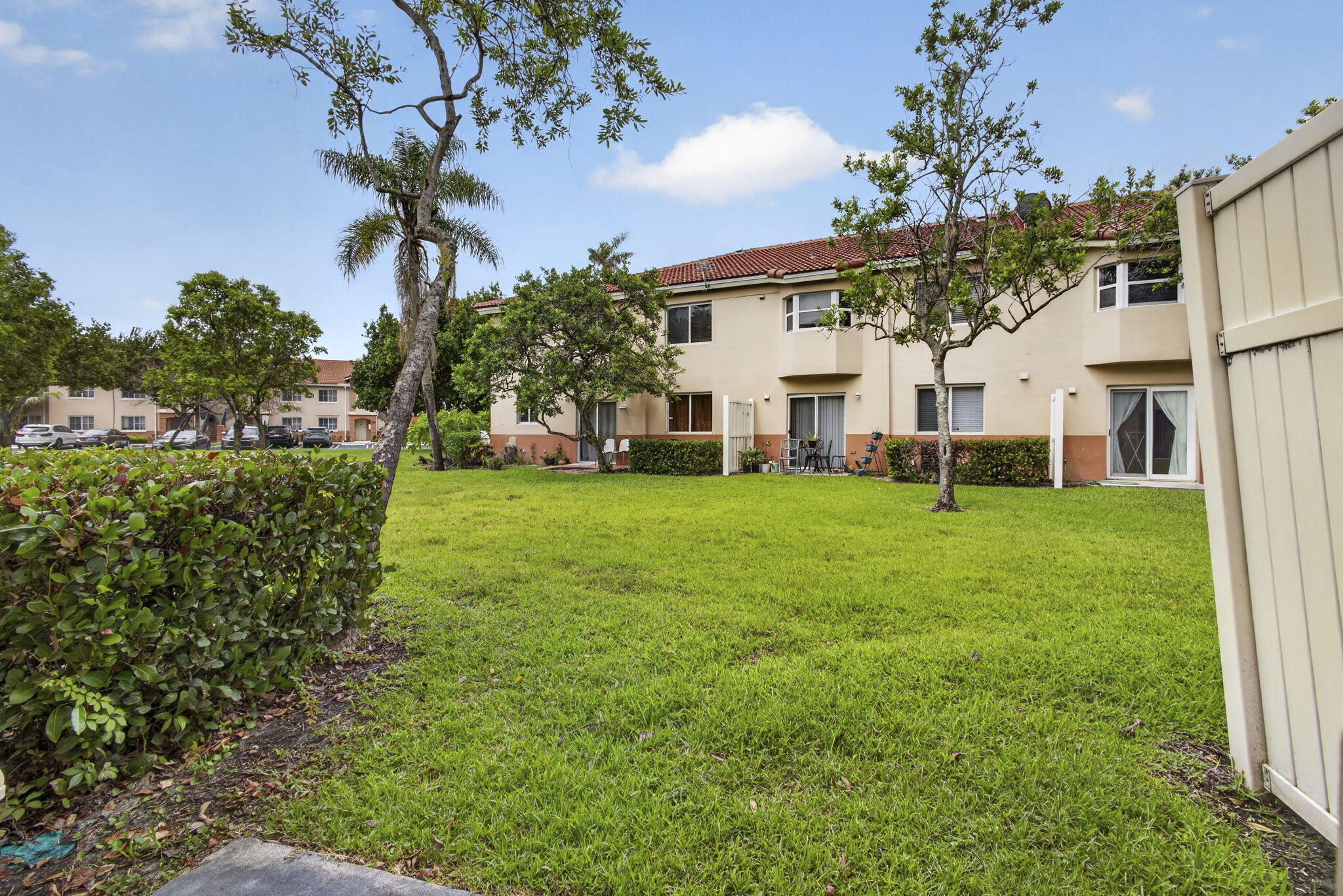 COVE AT BRIAR BAY CONDO - Residential