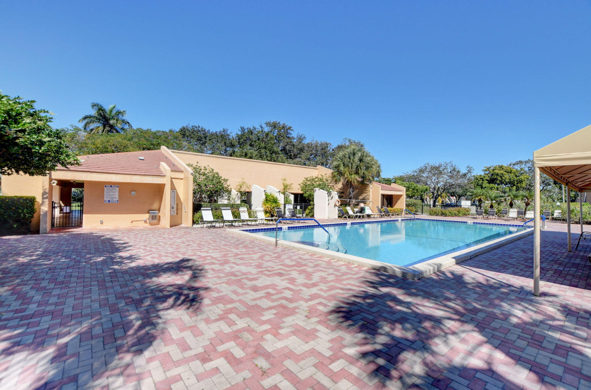 CORAL GATE V CONDO - Residential