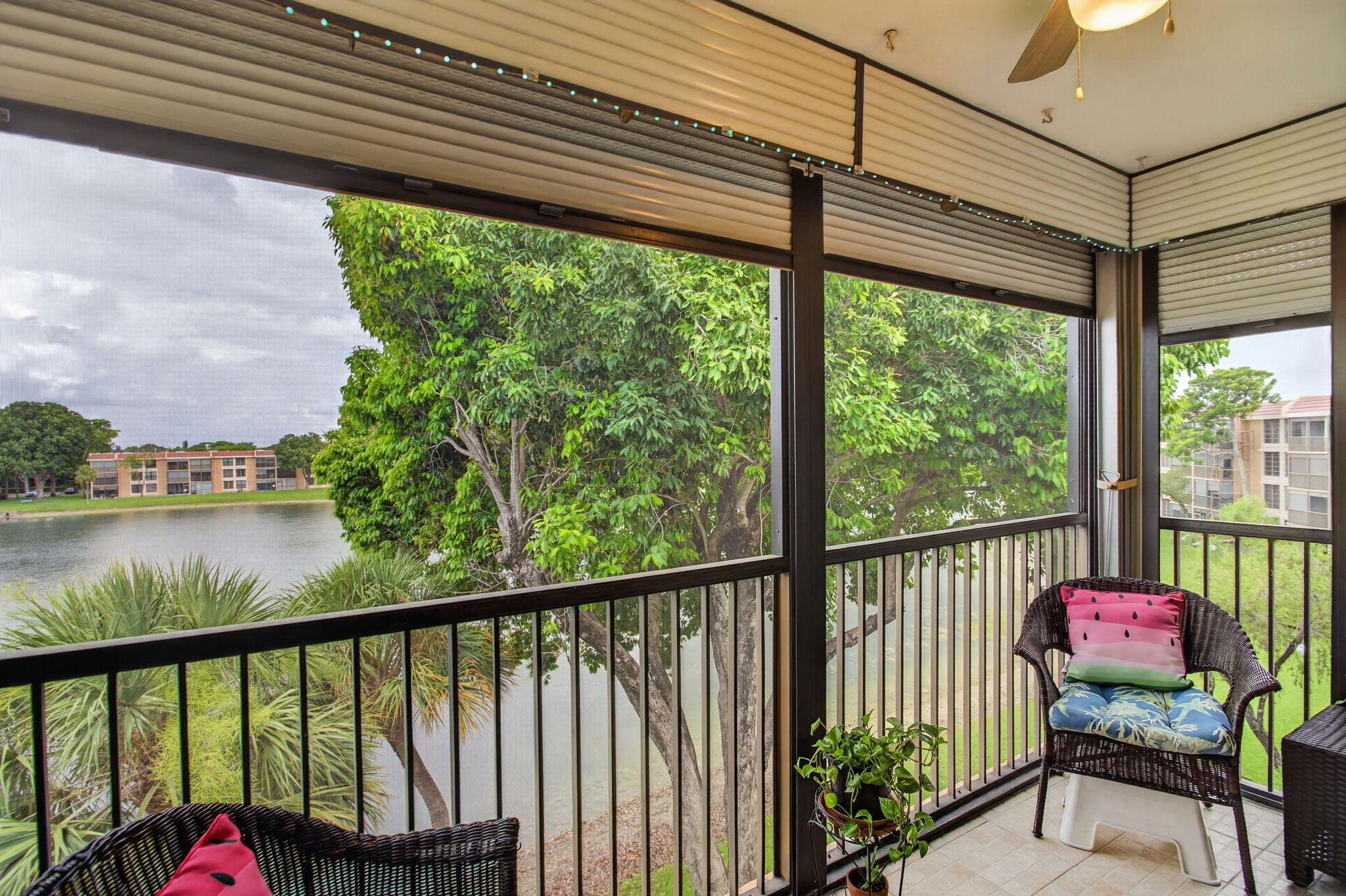 CORAL GATE V CONDO - Residential