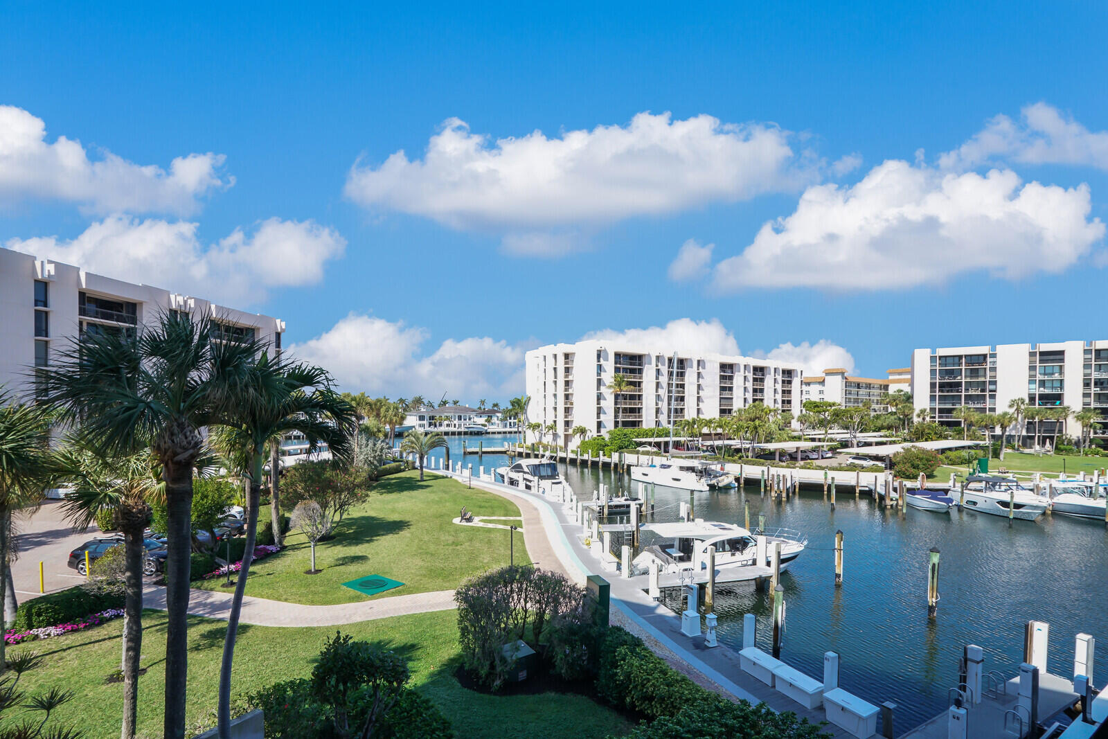 YACHT & RACQUET CLUB OF BOCA RATON CONDO - Residential Lease