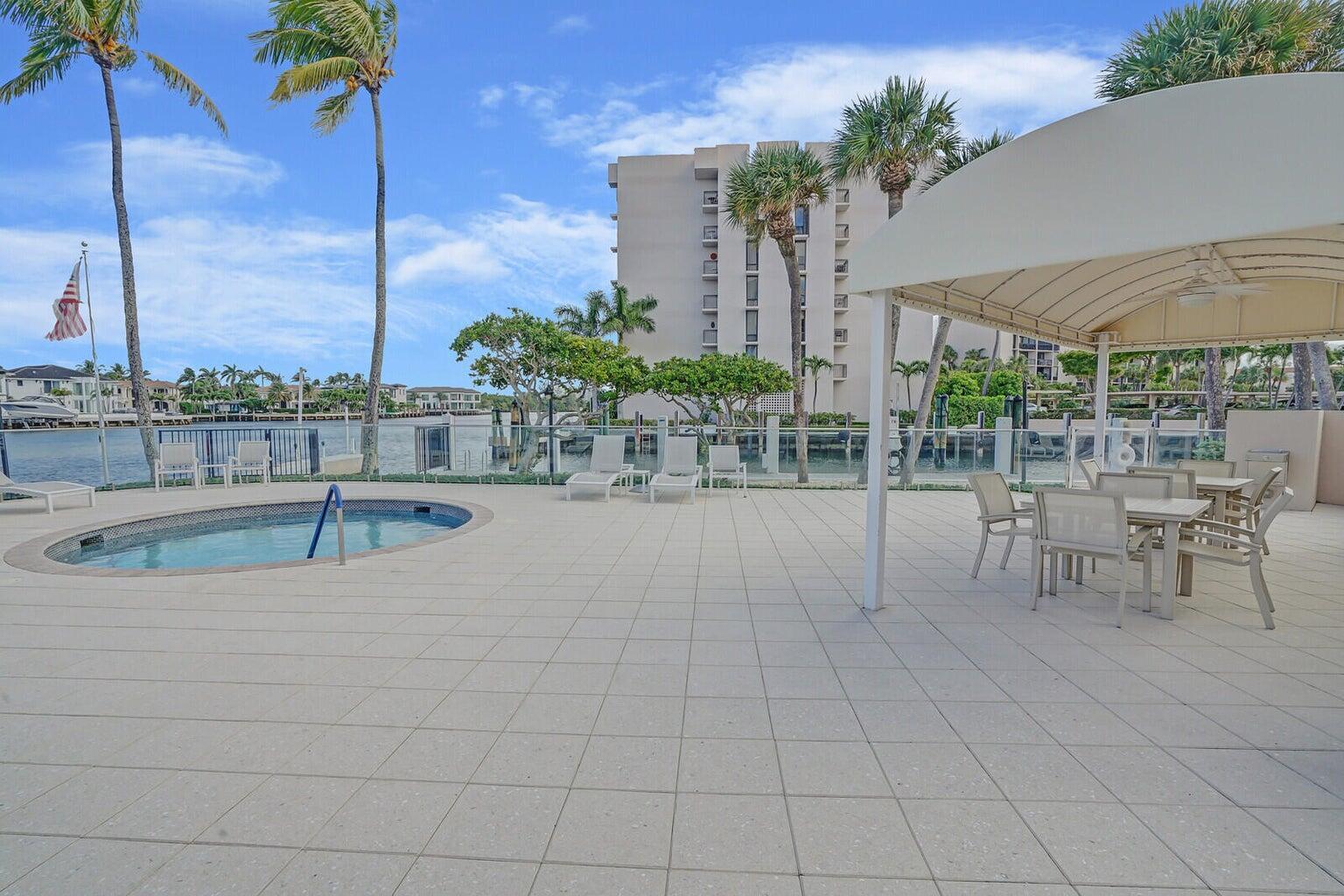 YACHT & RACQUET CLUB OF BOCA RATON CONDO - Residential Lease