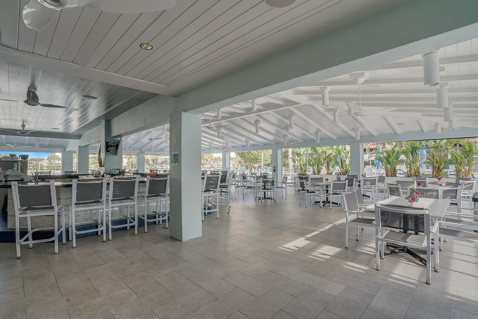 YACHT & RACQUET CLUB OF BOCA RATON CONDO - Residential Lease