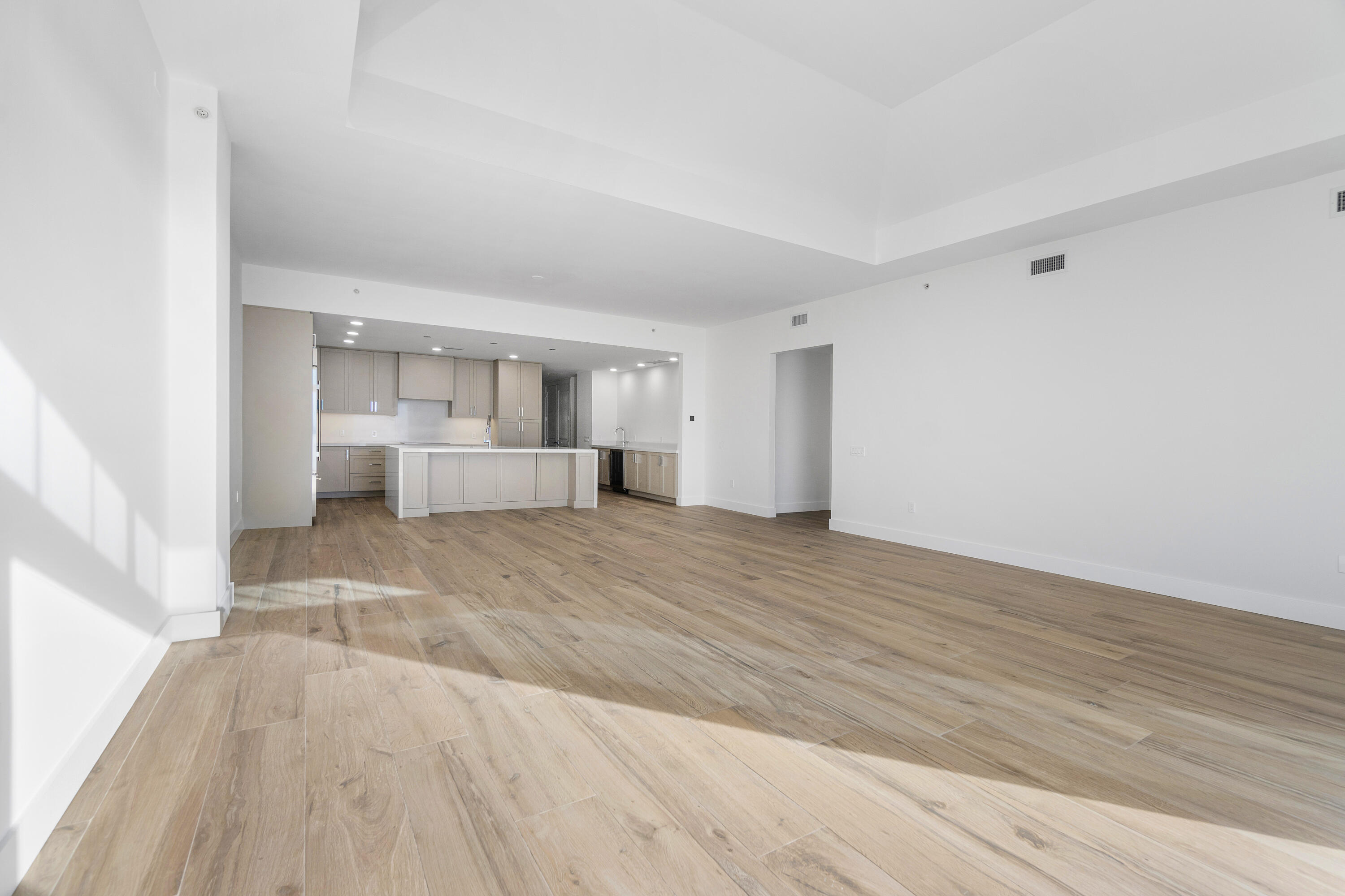 HAVN RESIDENCES & YACHT CLUB CONDO - Residential
