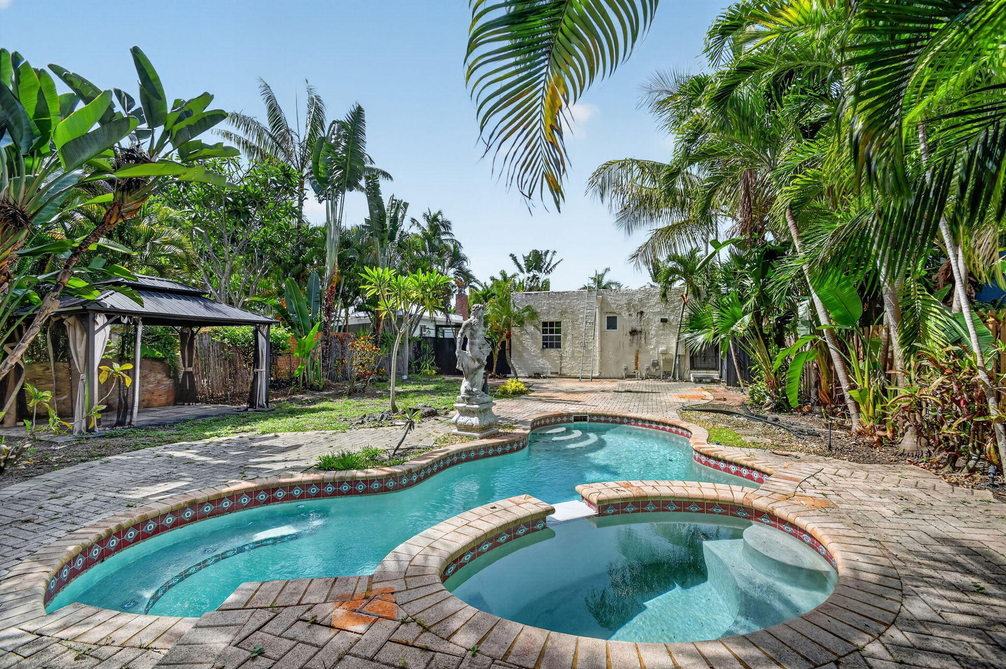 DELL PARK - Residential