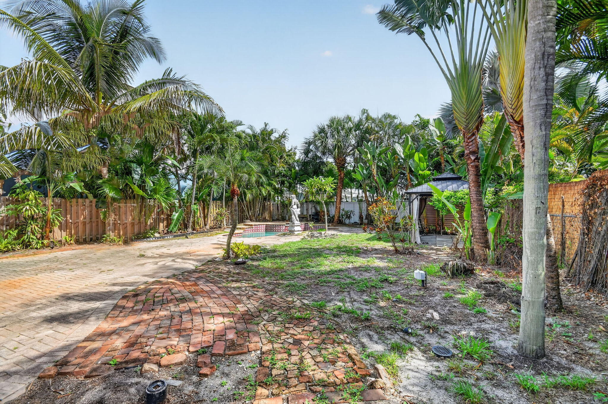 DELL PARK - Residential