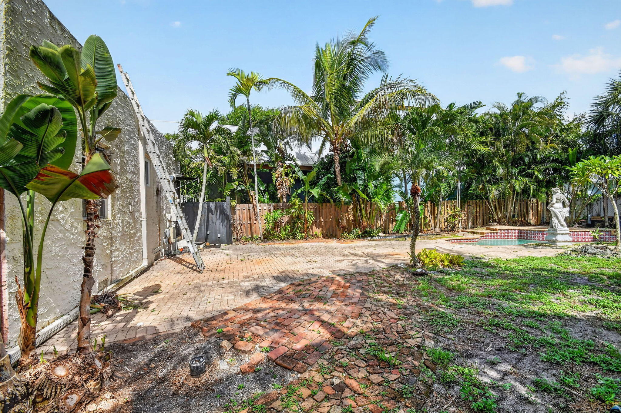 DELL PARK - Residential