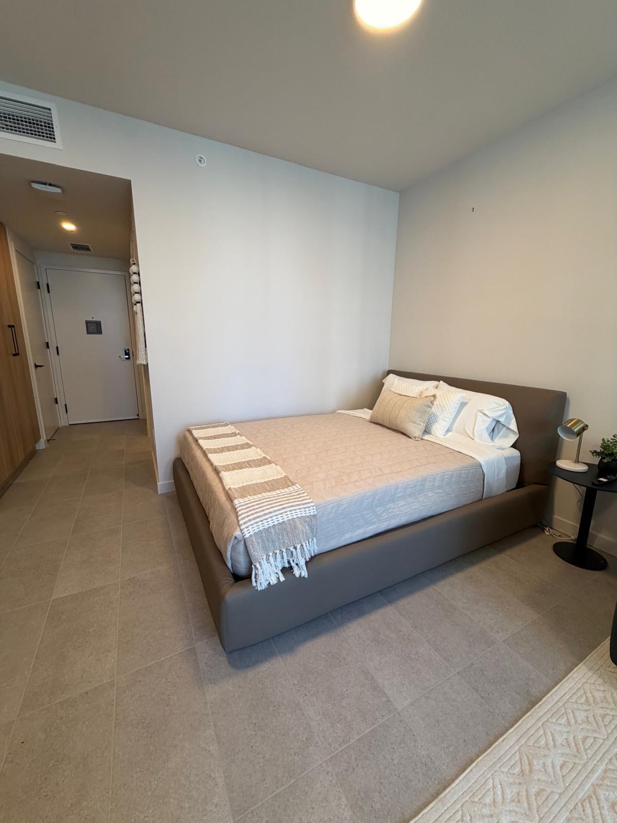 CITY OF MIAMI NORTH BLK 62 PB B-41 - Residential Lease