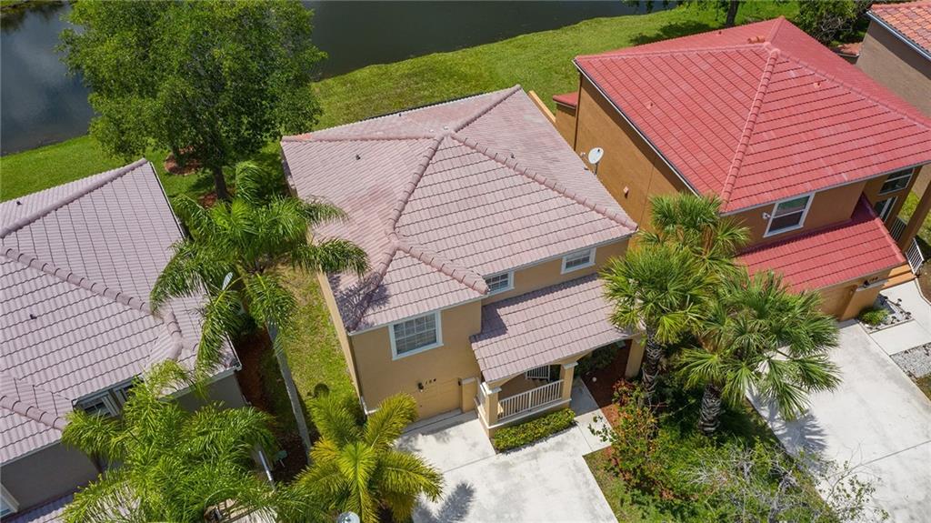 GLEN WALK - Residential