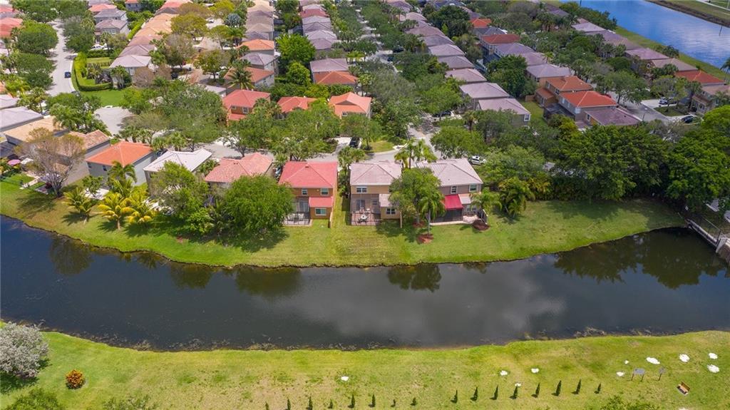 GLEN WALK - Residential