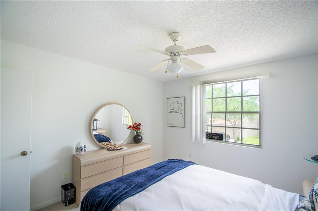 GLEN WALK - Residential