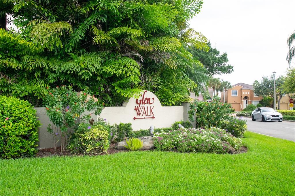 GLEN WALK - Residential