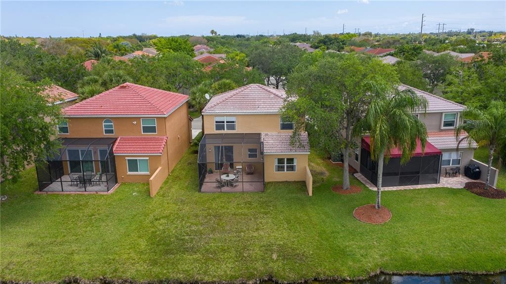 GLEN WALK - Residential