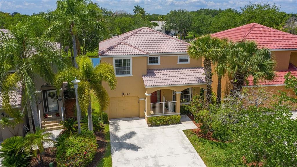 GLEN WALK - Residential