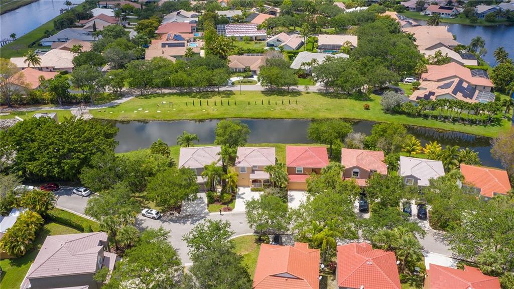 GLEN WALK - Residential