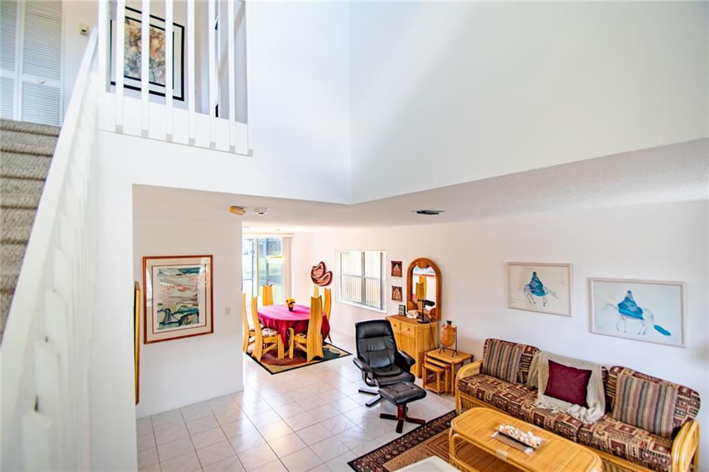GLEN WALK - Residential