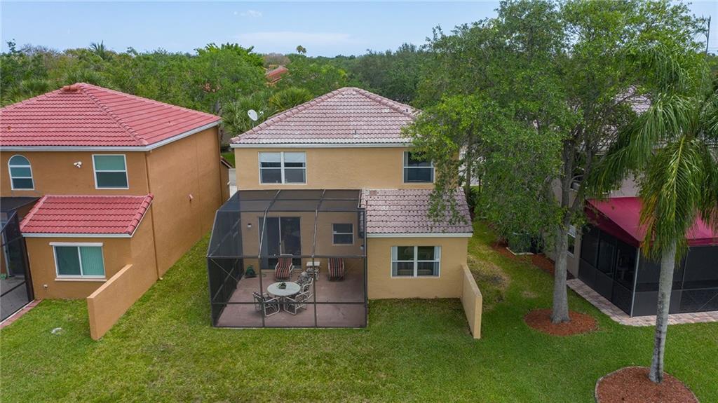 GLEN WALK - Residential