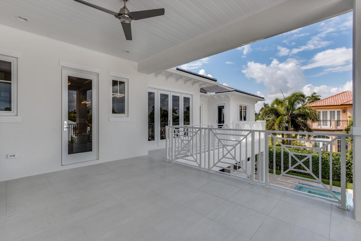 ROYAL PALM YACHT & COUNTRY CLUB - Residential