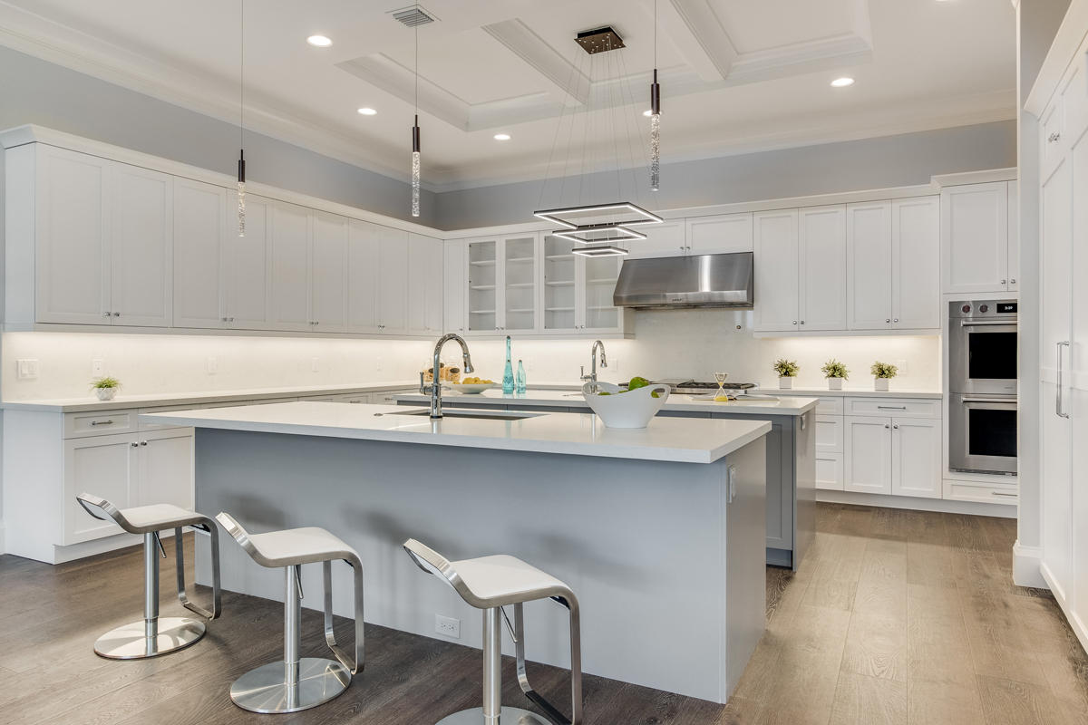 ROYAL PALM YACHT & COUNTRY CLUB - Residential