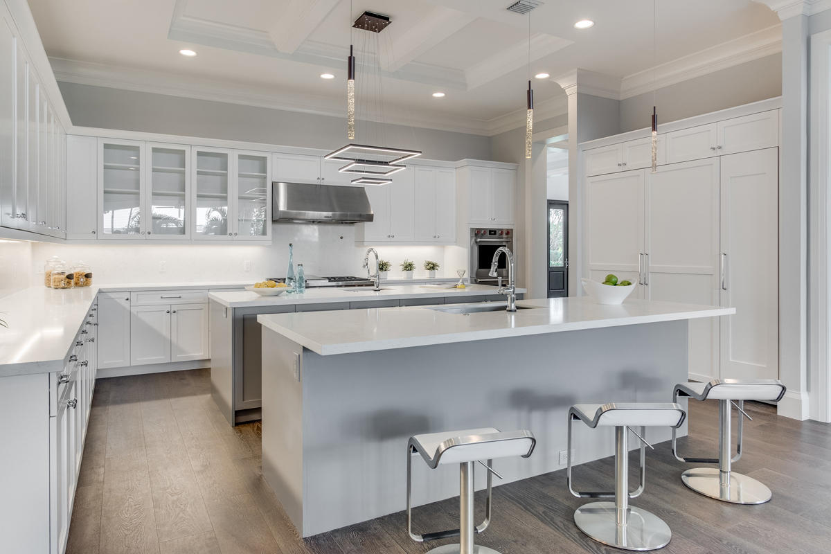 ROYAL PALM YACHT & COUNTRY CLUB - Residential