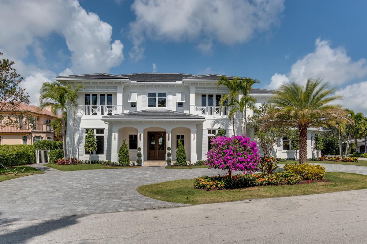 ROYAL PALM YACHT & COUNTRY CLUB - Residential