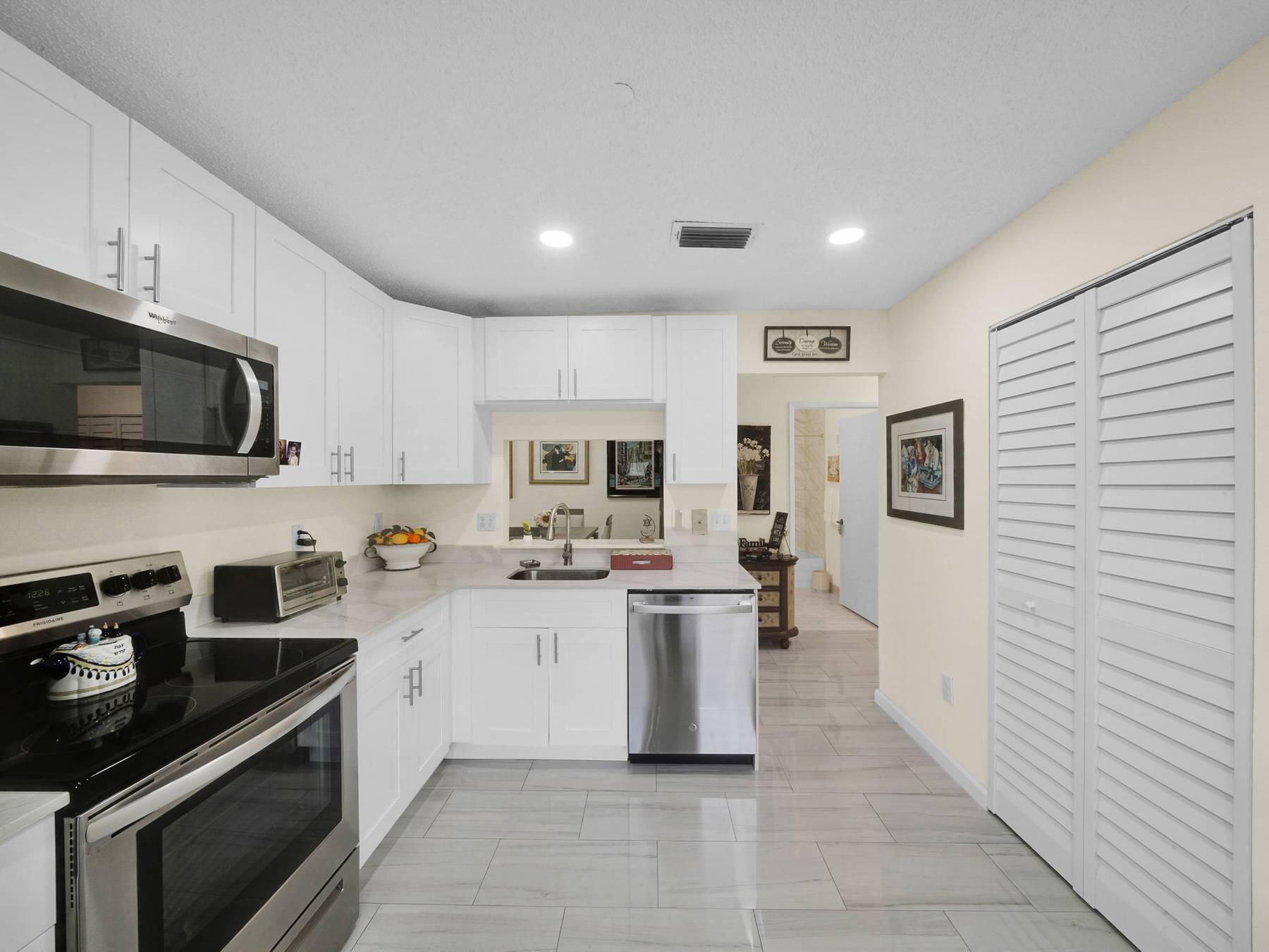 ASHLAND A CONDO - Residential