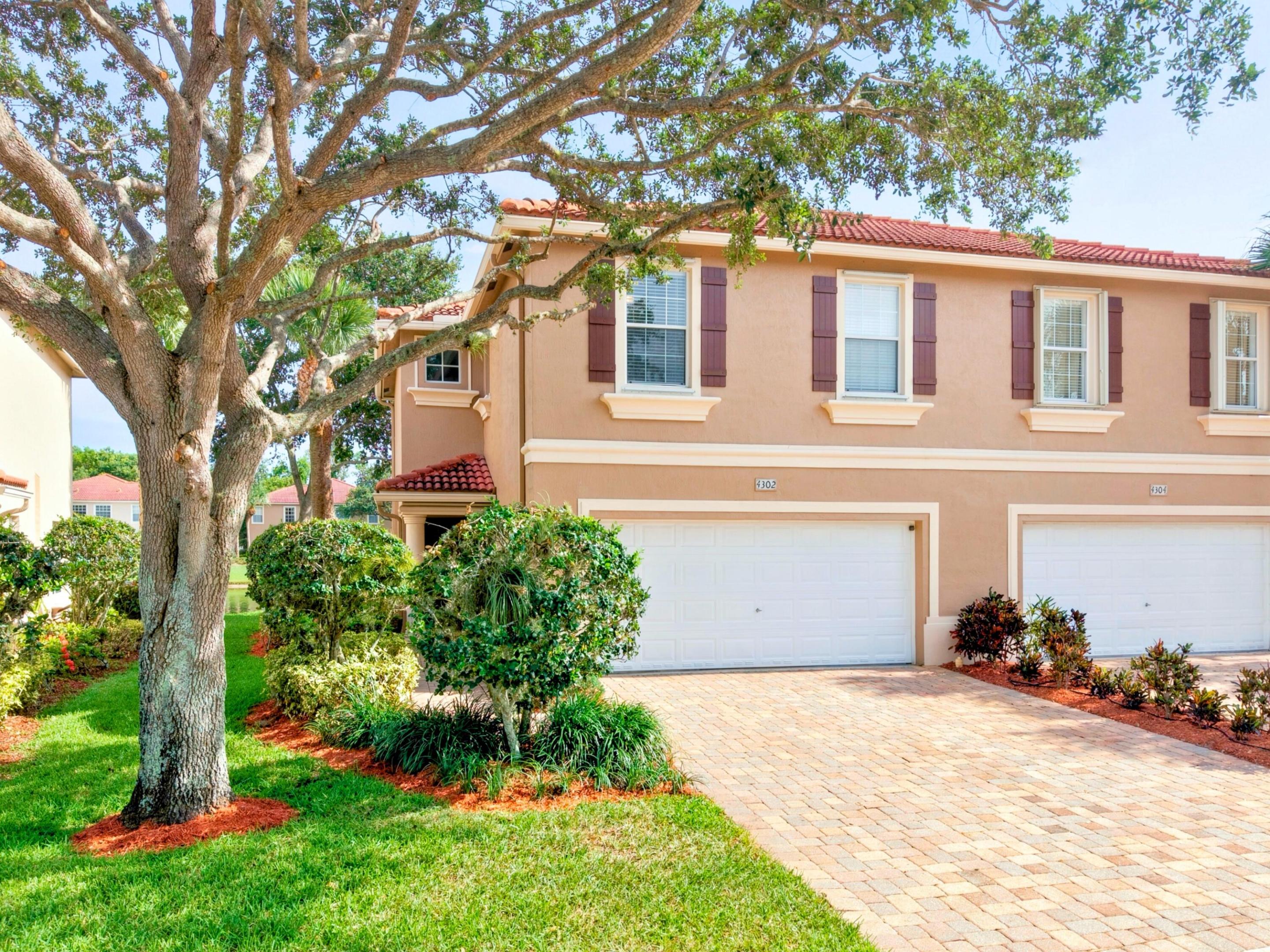 VERONA PALMS - Residential