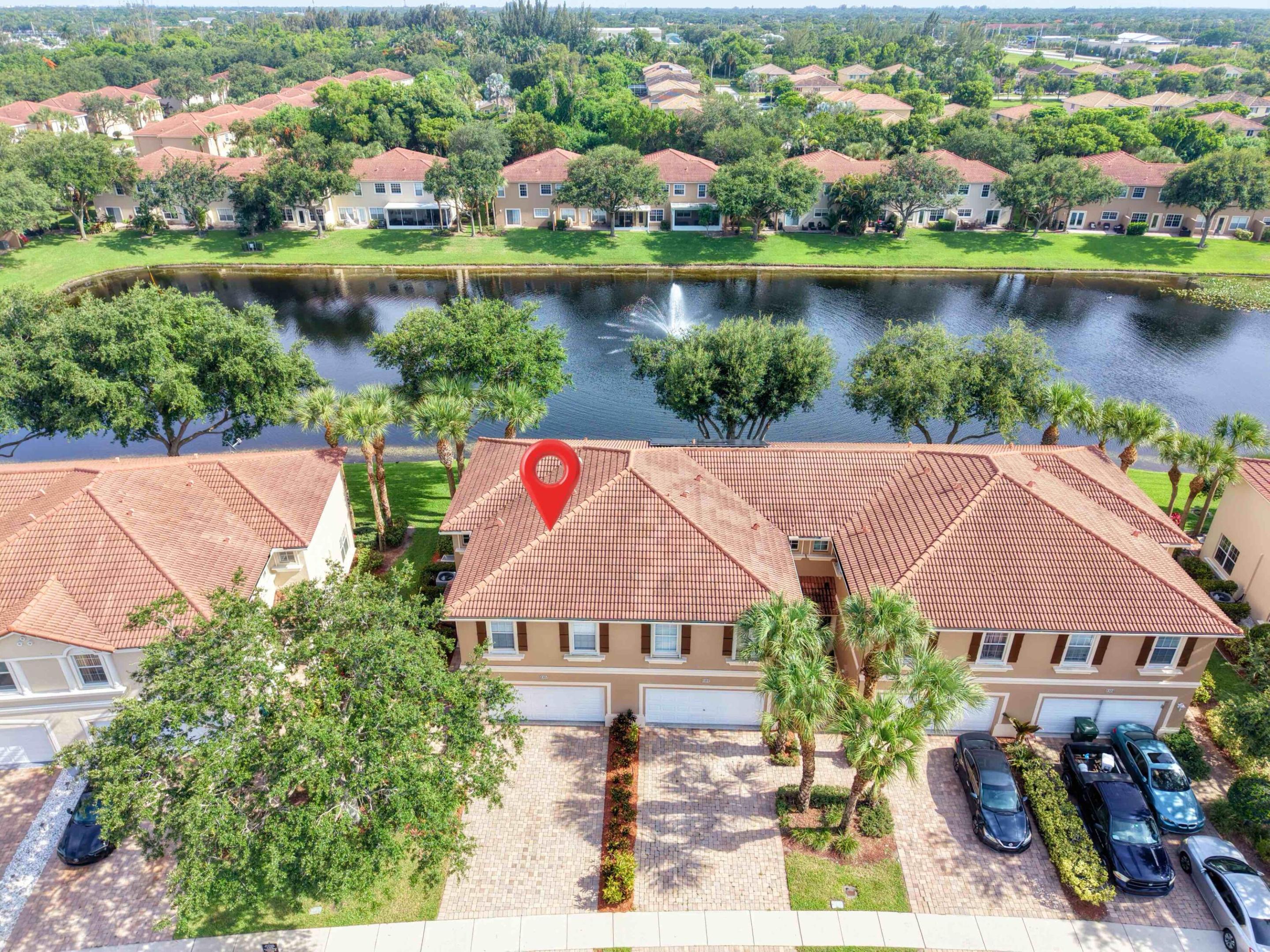 VERONA PALMS - Residential