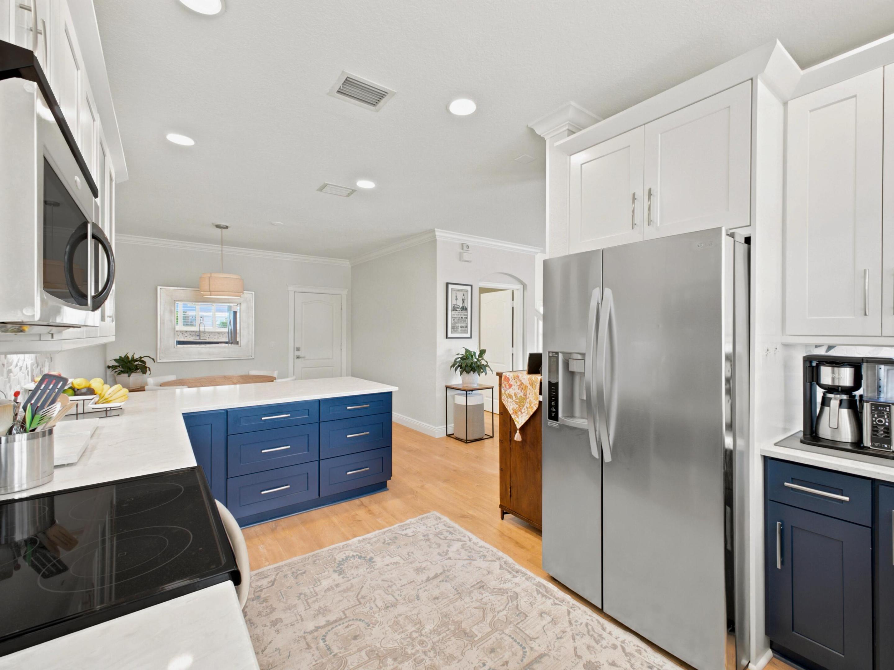 VERONA PALMS - Residential