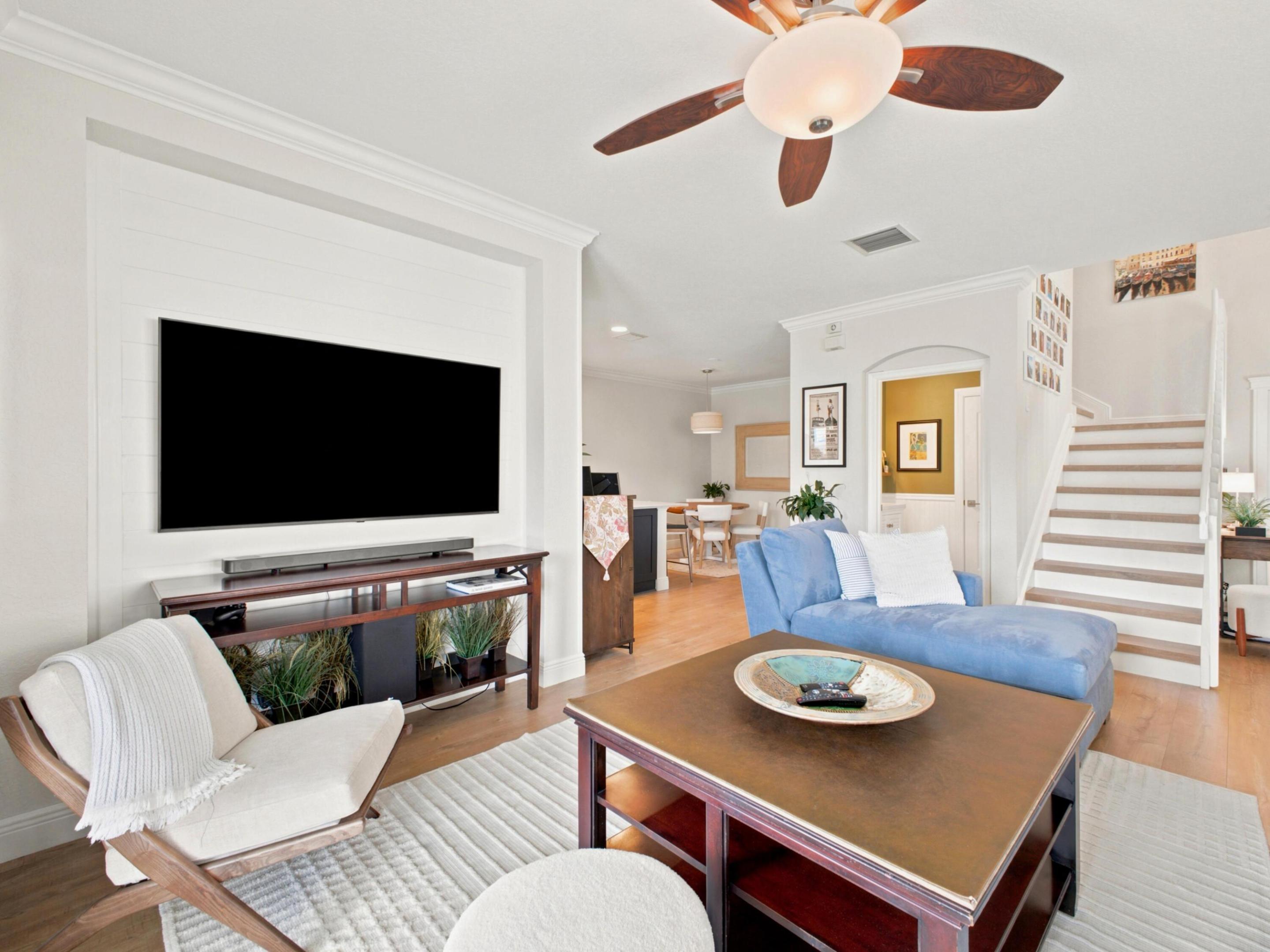 VERONA PALMS - Residential