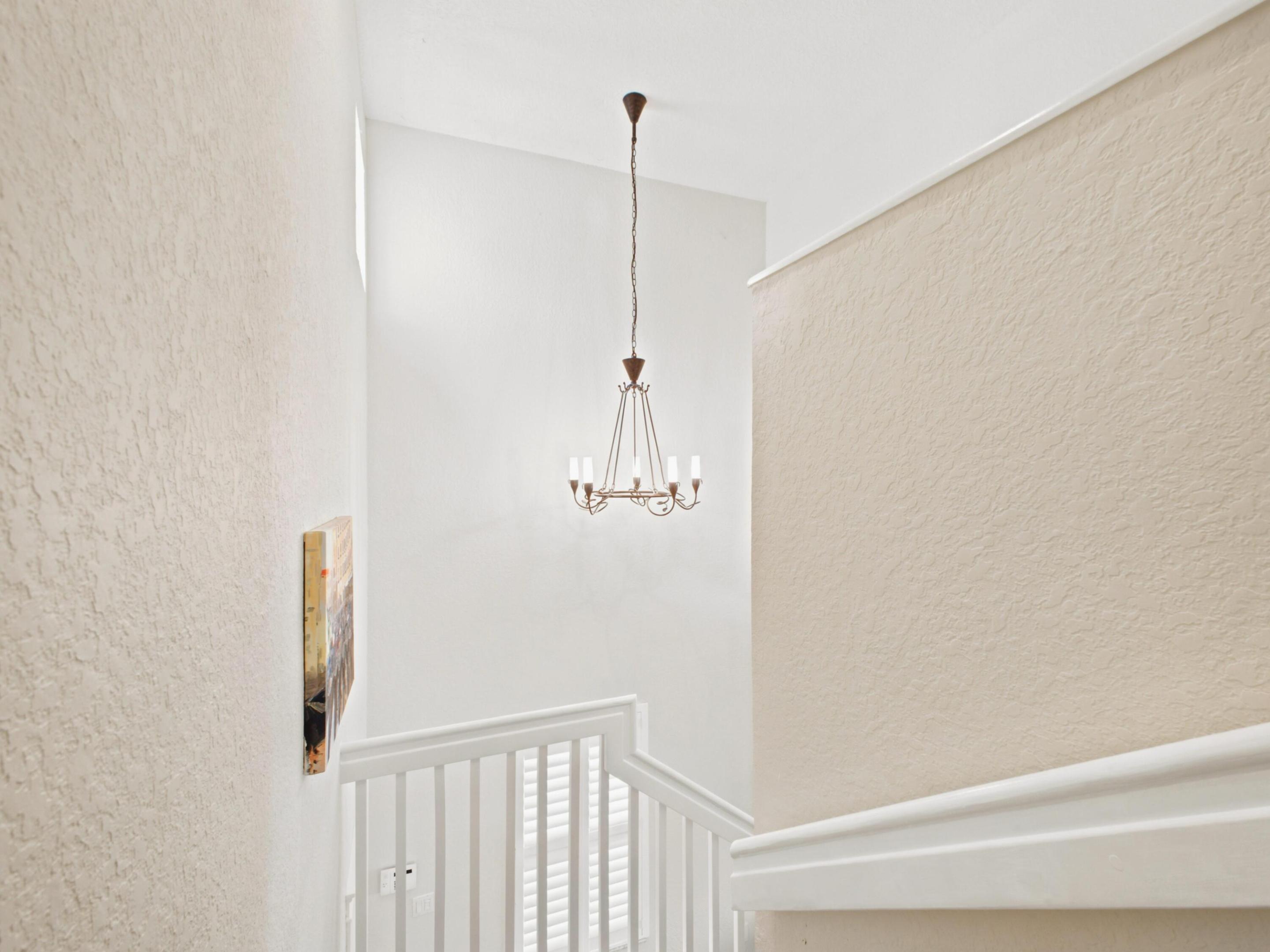 VERONA PALMS - Residential