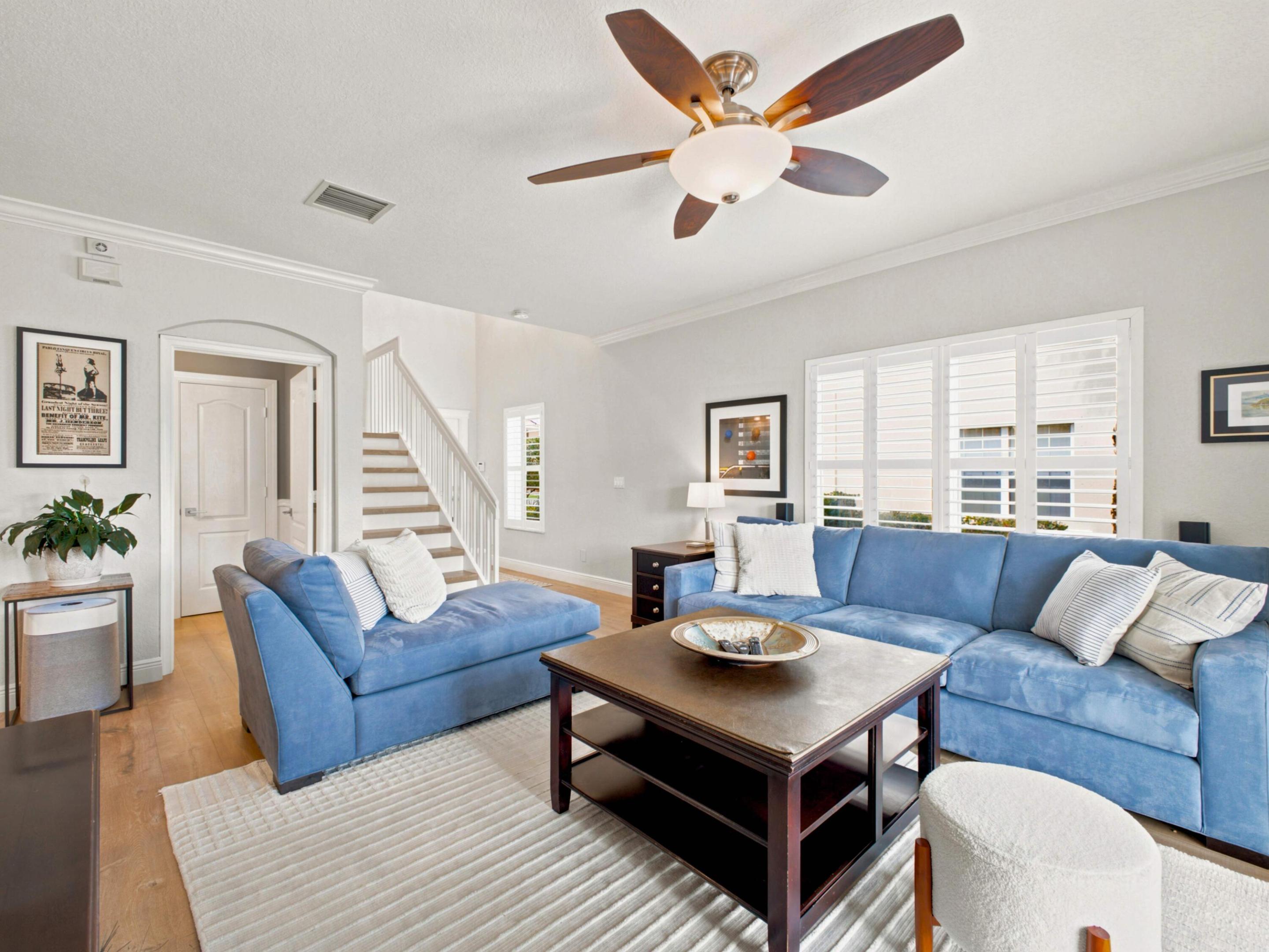 VERONA PALMS - Residential