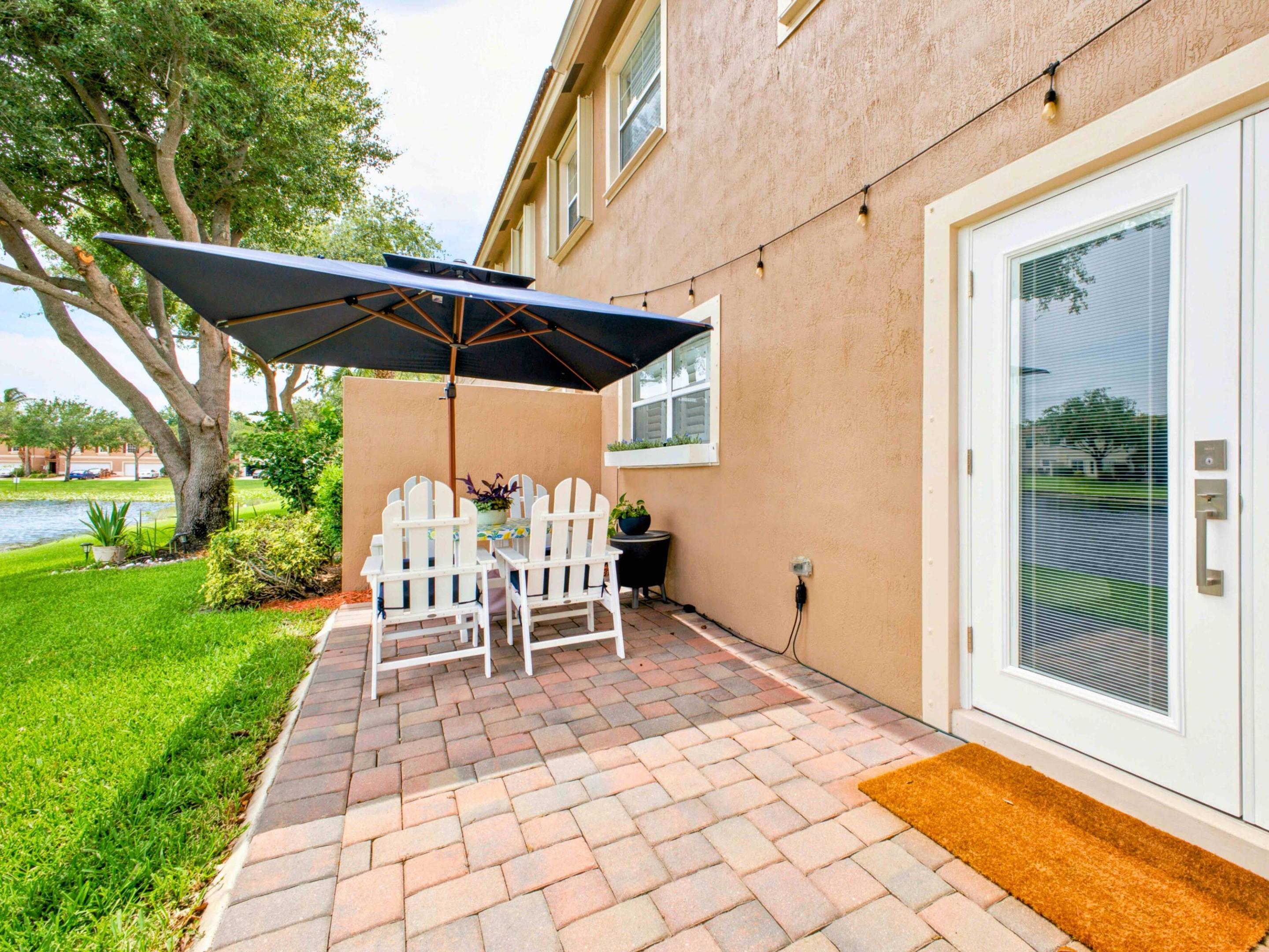 VERONA PALMS - Residential