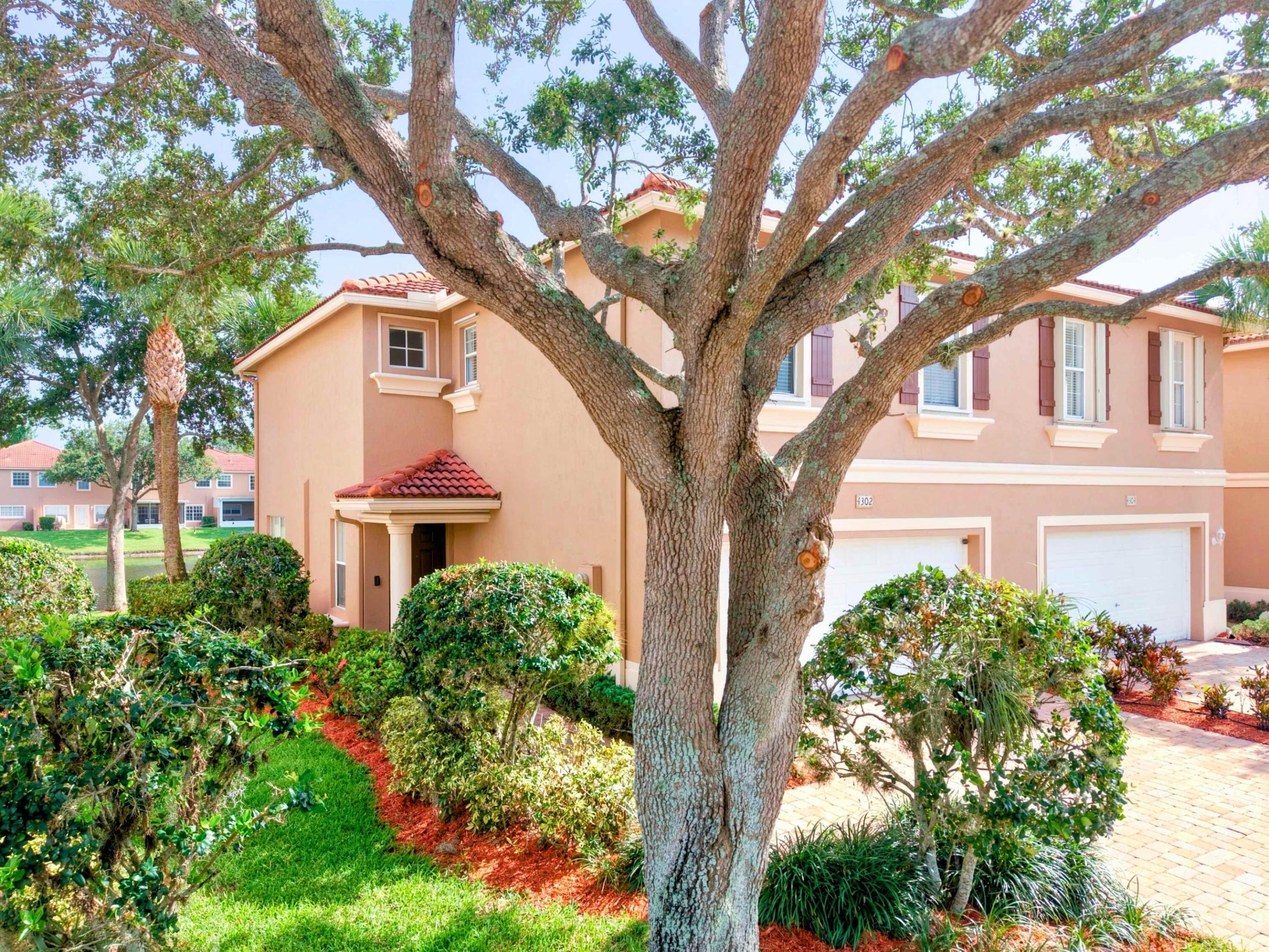 VERONA PALMS - Residential