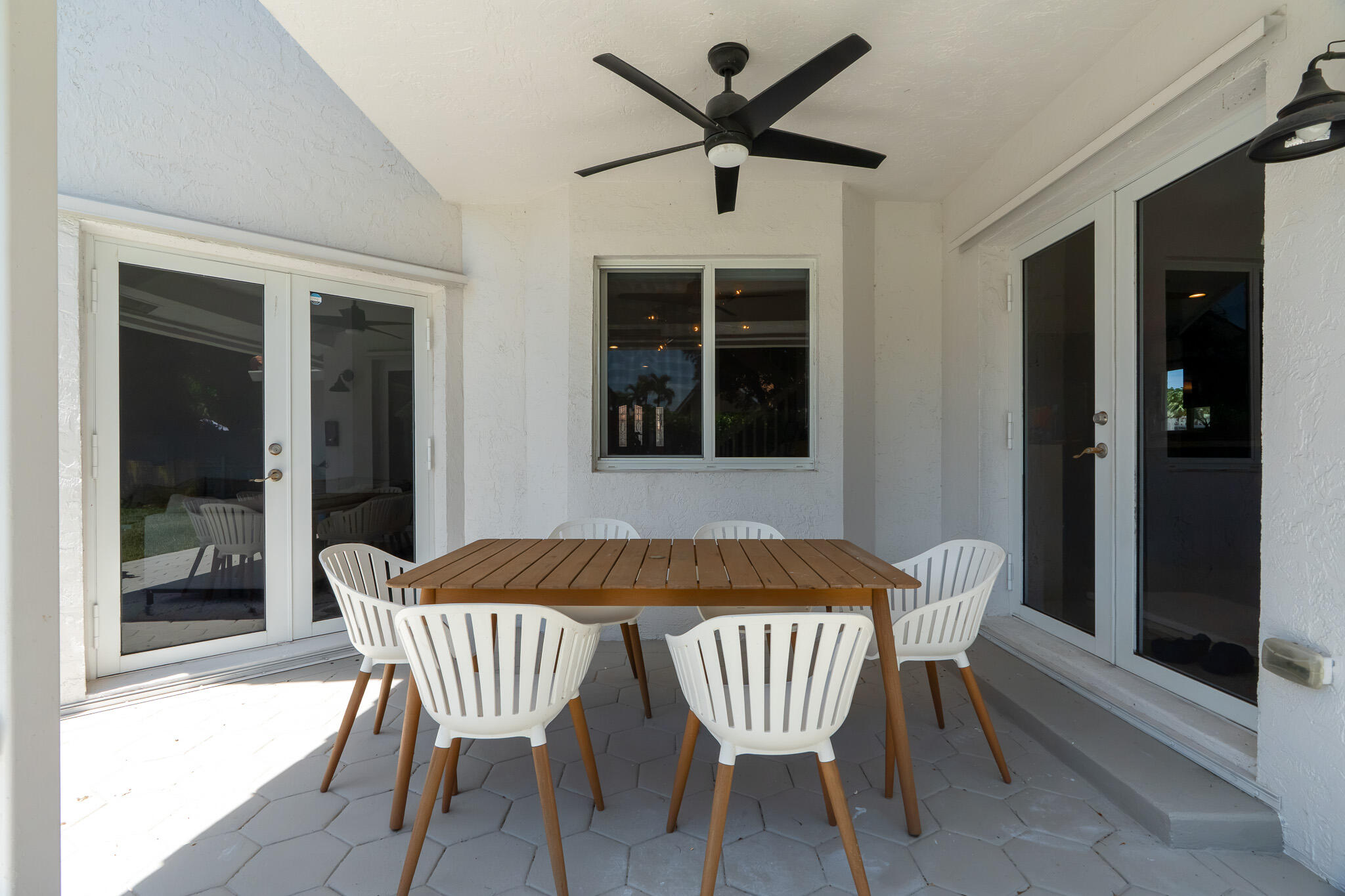 La Joya - Residential