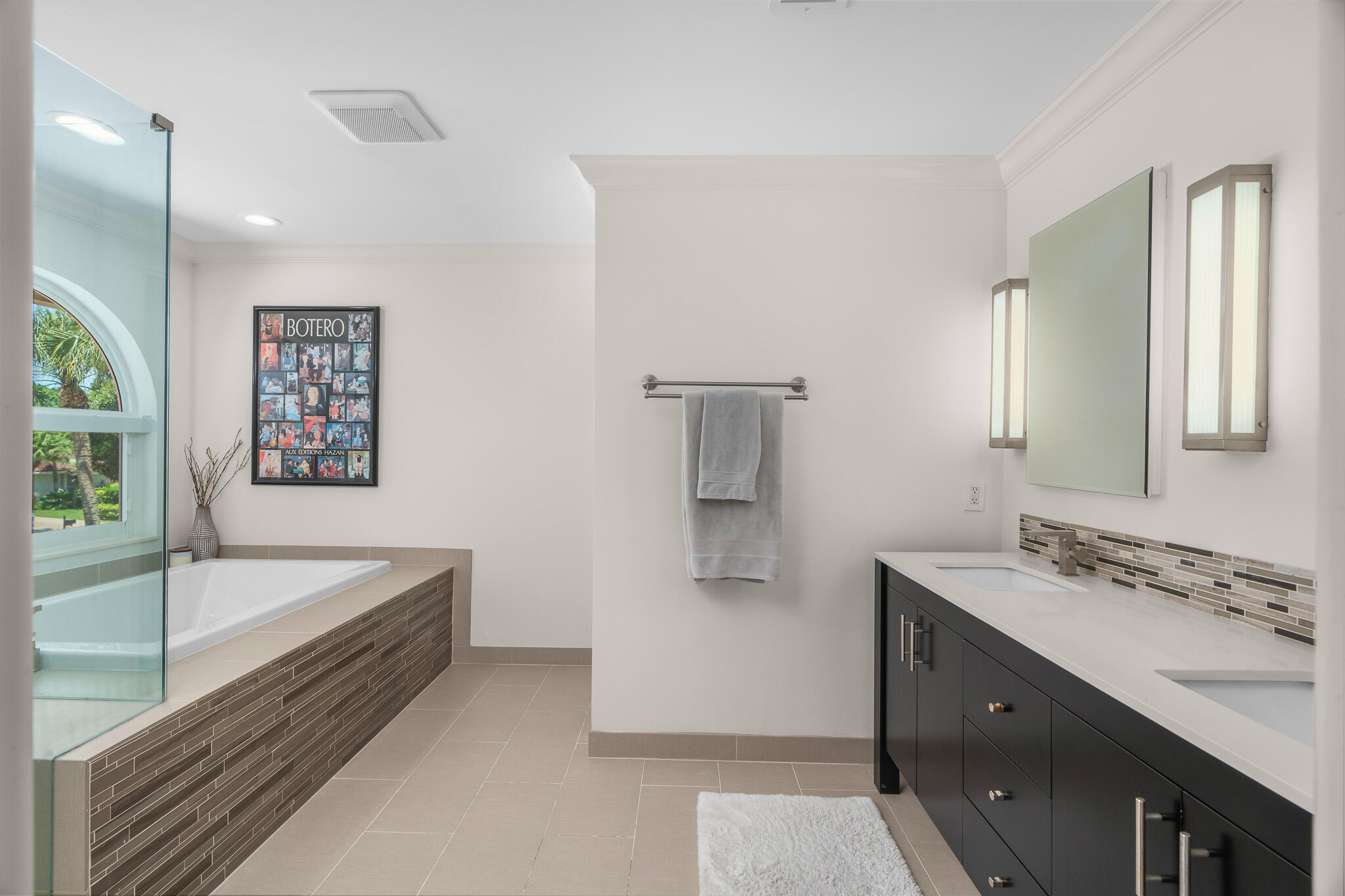 La Joya - Residential