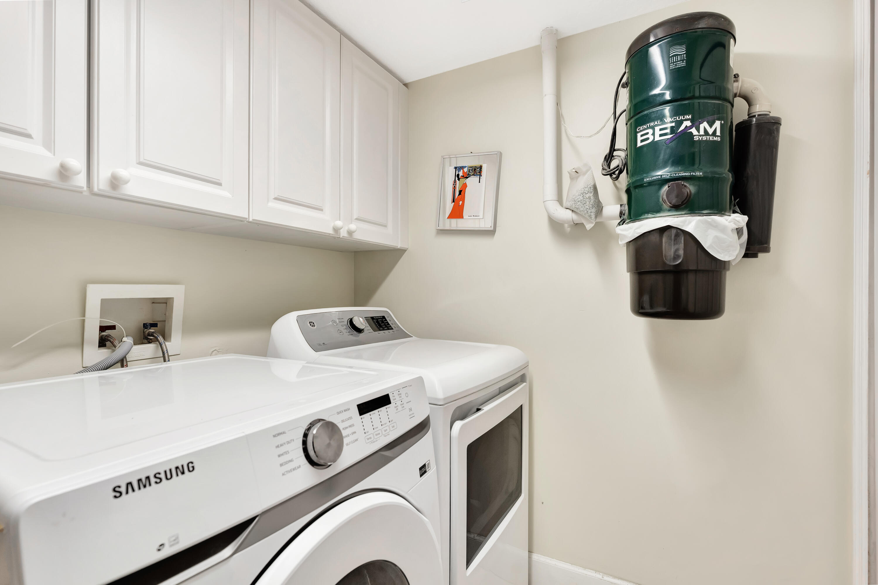 JUPITER OCEAN GRANDE 1 CONDO - Residential