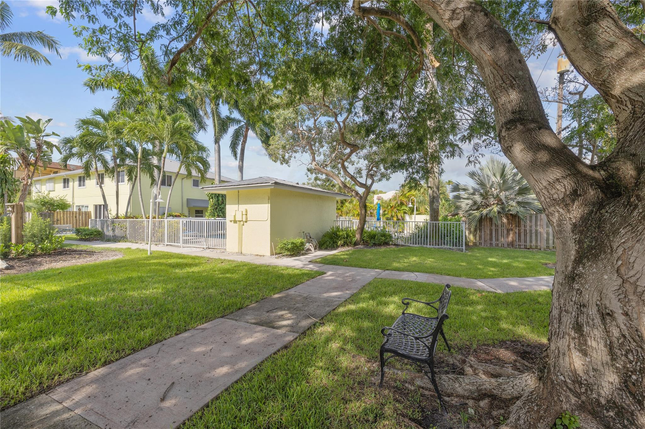 SEAWANNA SUB OF PT - Residential
