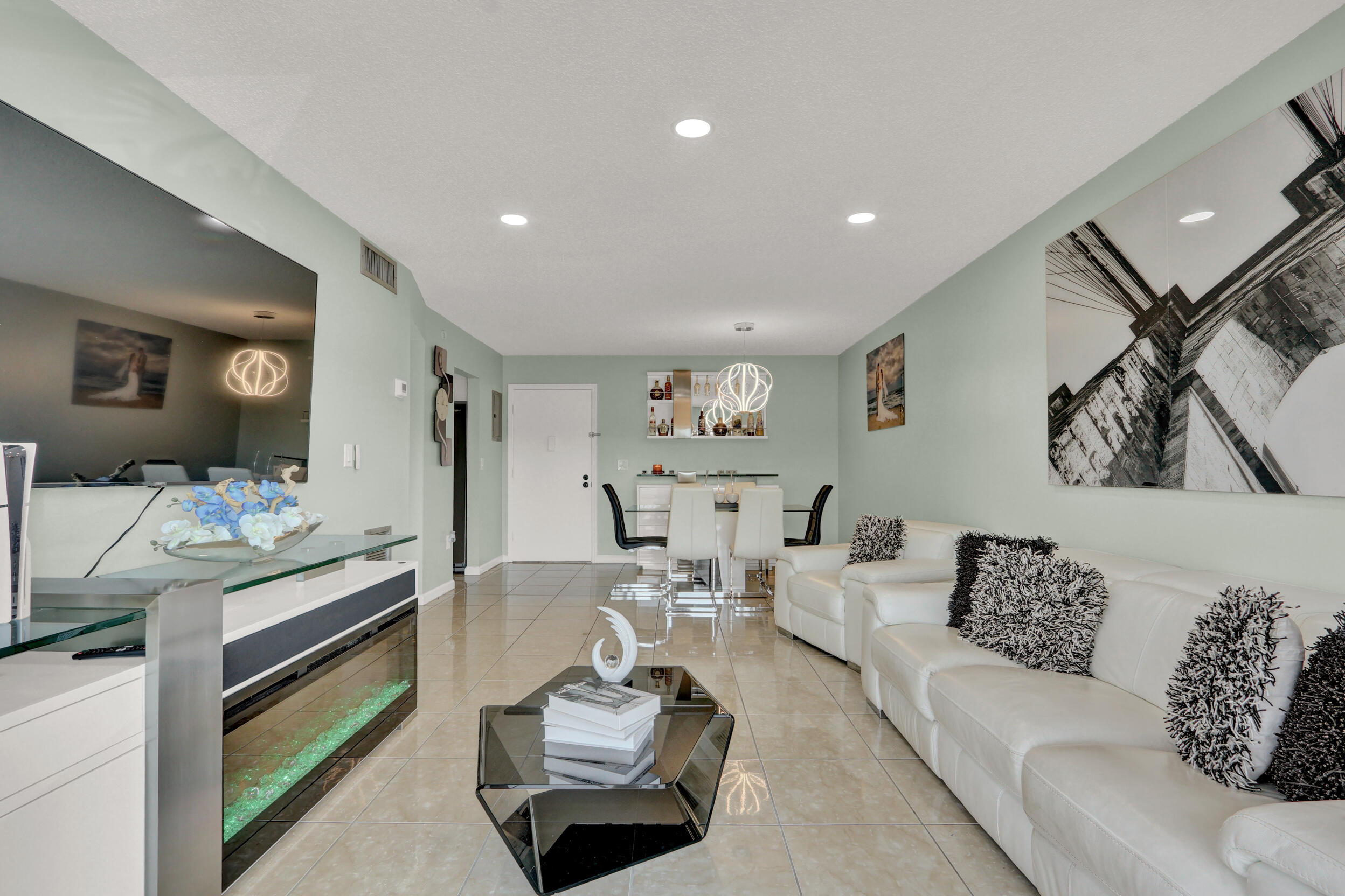 Lakeside Village - Residential Lease
