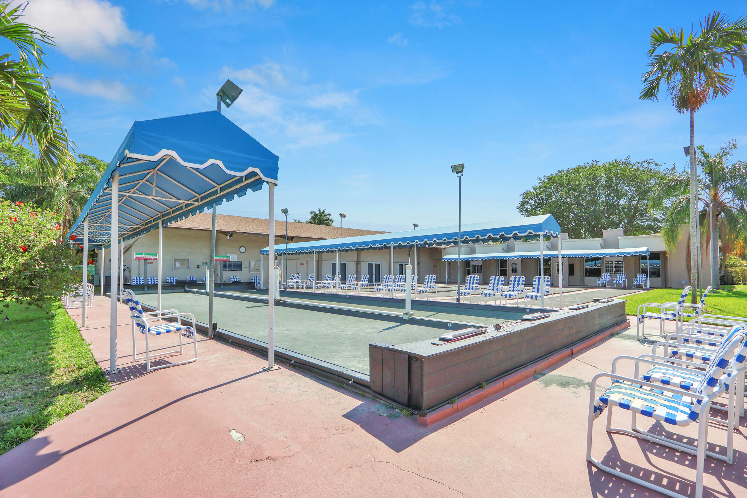 Lakeside Village - Residential Lease