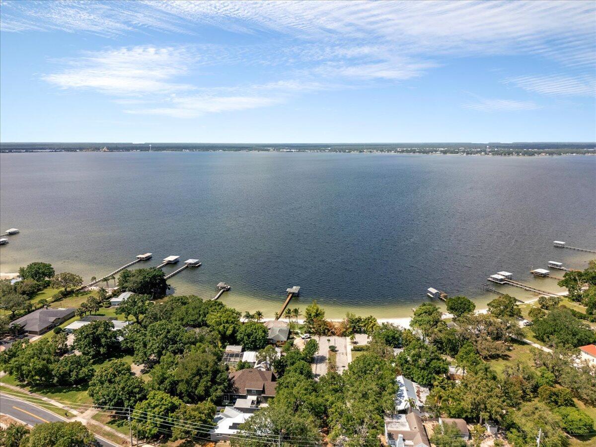 LAKEVIEW PLACE - Residential