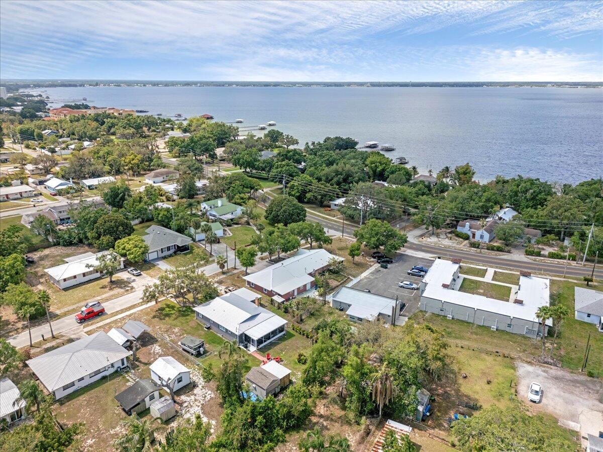 LAKEVIEW PLACE - Residential