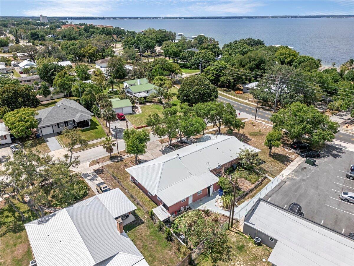 LAKEVIEW PLACE - Residential