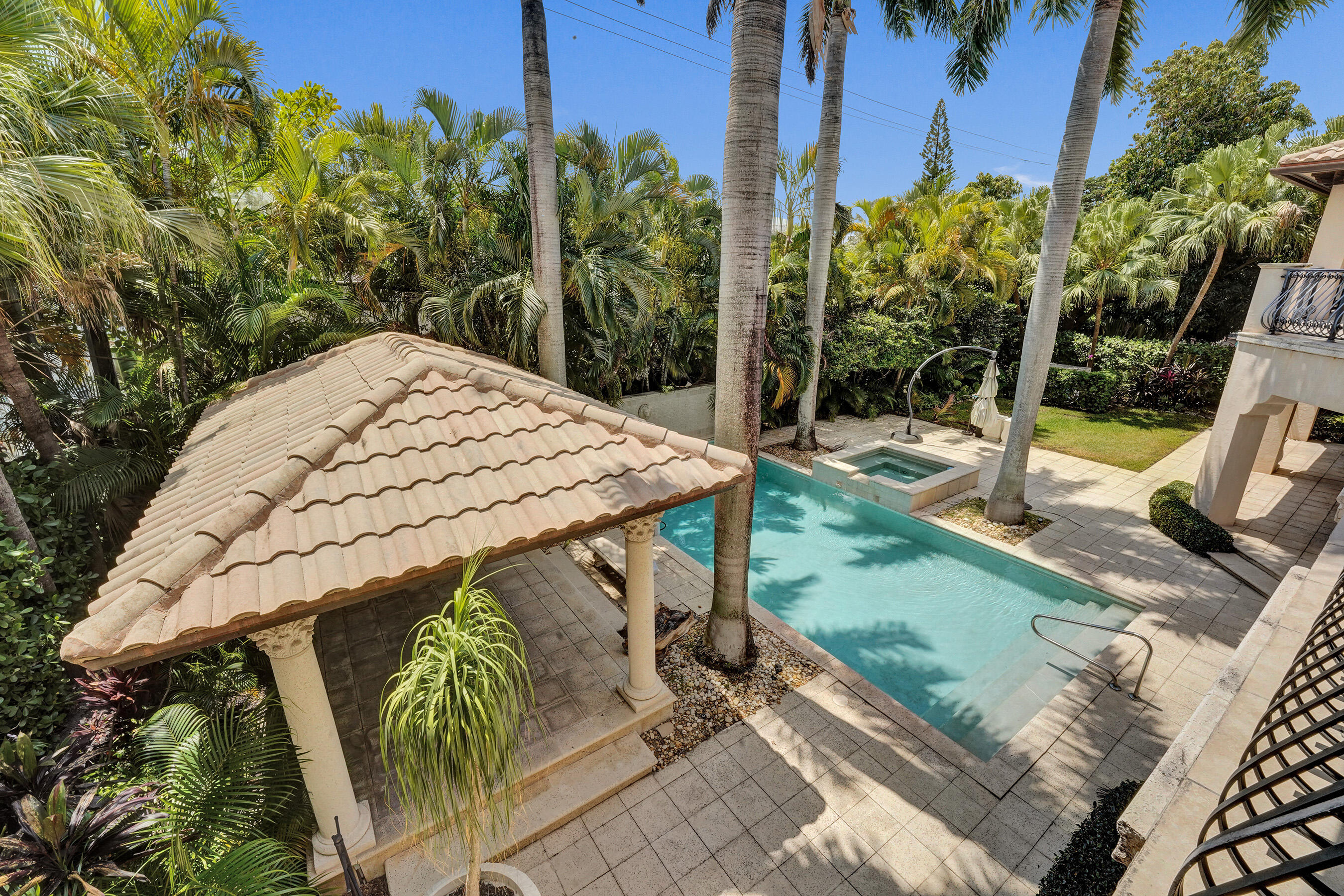 HARBOR BEACH - Residential