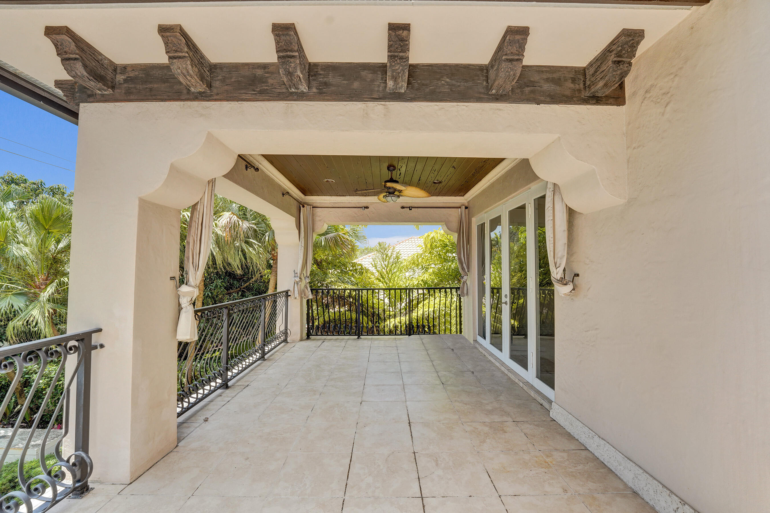 HARBOR BEACH - Residential